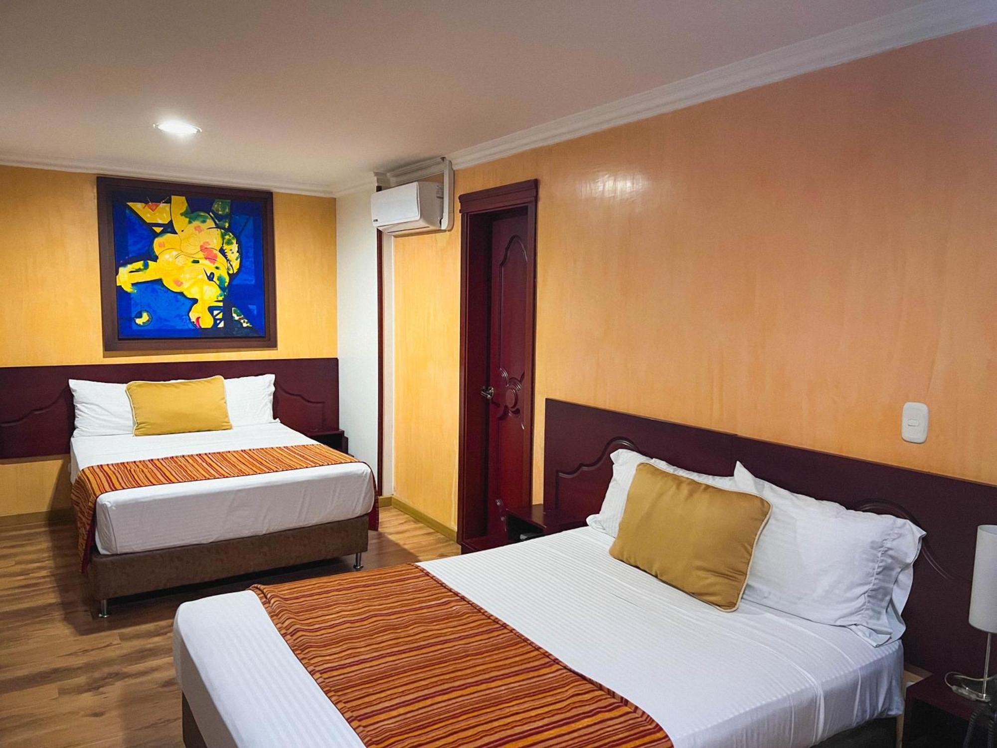 Hotel Luxor ペレイラ エクステリア 写真